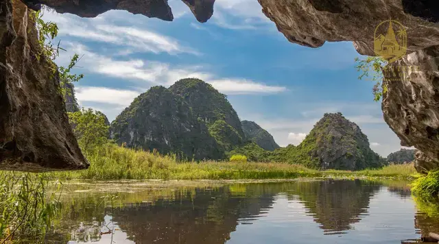 Cuc Phuong Forest & Van Long Reserve: 2-Day Eco-Tour